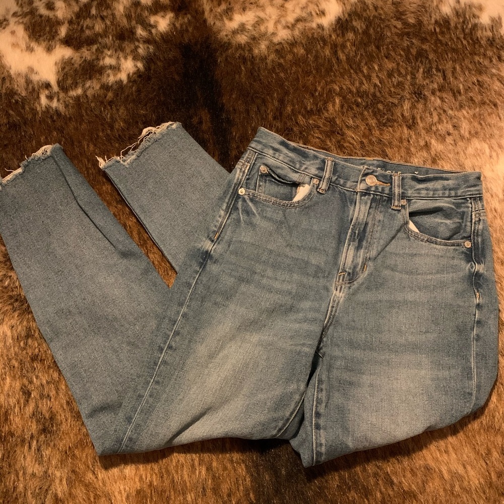 American Eagle Mom Jeans